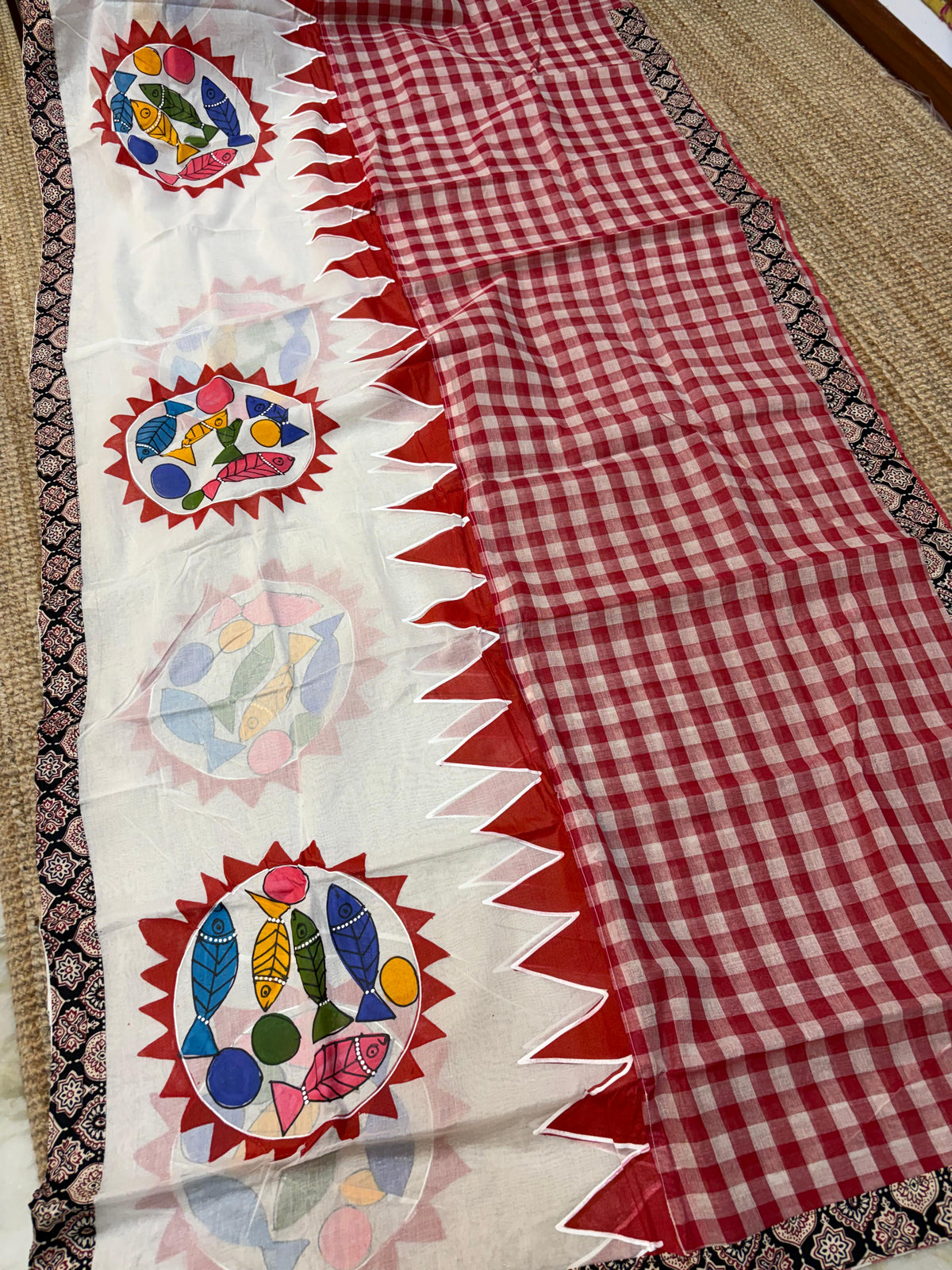 Boutique collection 
2 in one 

Hand painted & Dhonekhali Gamcha  Saree Patchwork (Half - Half) on premium Quality dhonekhali tant  With Kalamkari patchwork 
