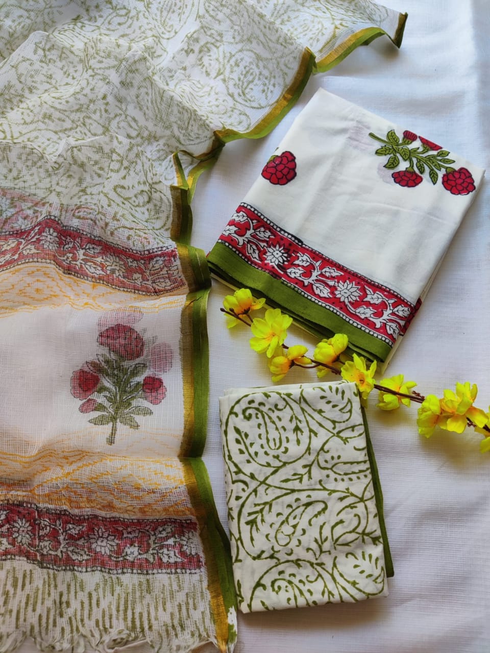 Now new arrivals 

Block printed cotton suit with kota doriya duppta 

Top @ bottom *cotton*
Duptta  *kota doriya*