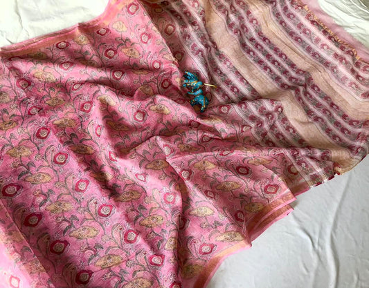 Summer special collection
Vanaspati ajark print

🥻🥻🥻🥻🥻🥻
 Kota saree new collection of Bagru print 
New collection Saree Kota Doriya .
Hand made 
Block print , Dabu print , Bagru print , vaspati print, ajark prijt
Saree length 5.5 mtr
Blouse.  80cm
Hand block printed