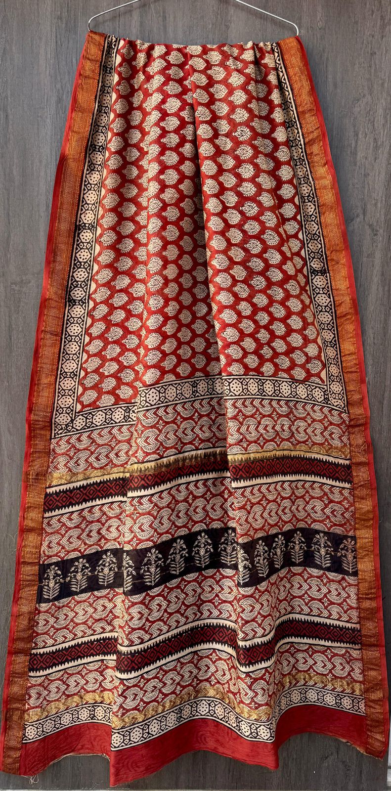 Khote | Block printed Maheshwari Silk Saree