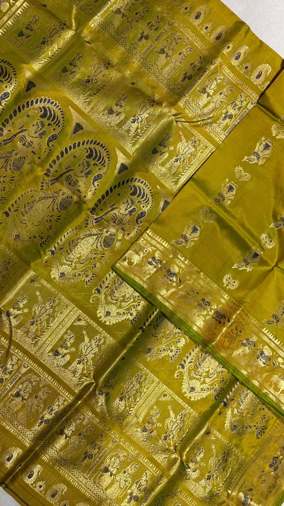 Swarnachari saree.
With silkmark.
Material silk with bp.