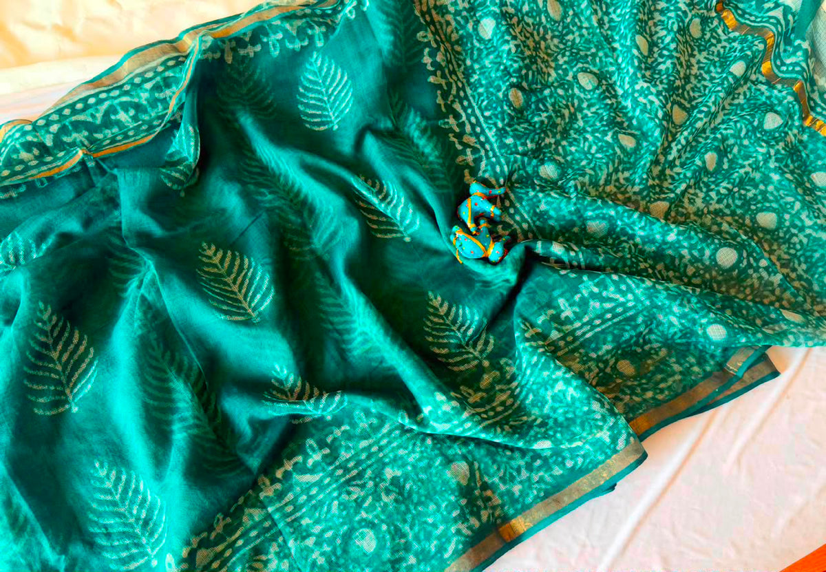 Summer special collection
Vanaspati ajark print

Kota saree new collection of Bagru print 
New collection Saree Kota Doriya .
Hand made 
Block print , Dabu print , Bagru print , vaspati print, ajark prijt
Saree length 5.5 mtr
Blouse.  80cm
Hand block printed.
