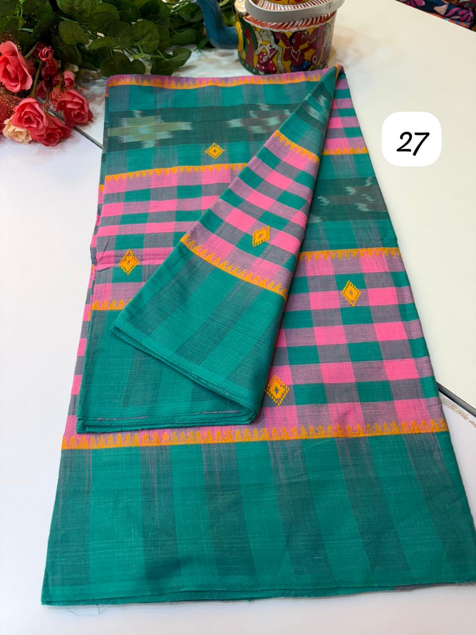 Handwoven pure Dhonekhali cotton ( 100 count cotton Dhonekhali saree)
Without BP(5.5 mtr)