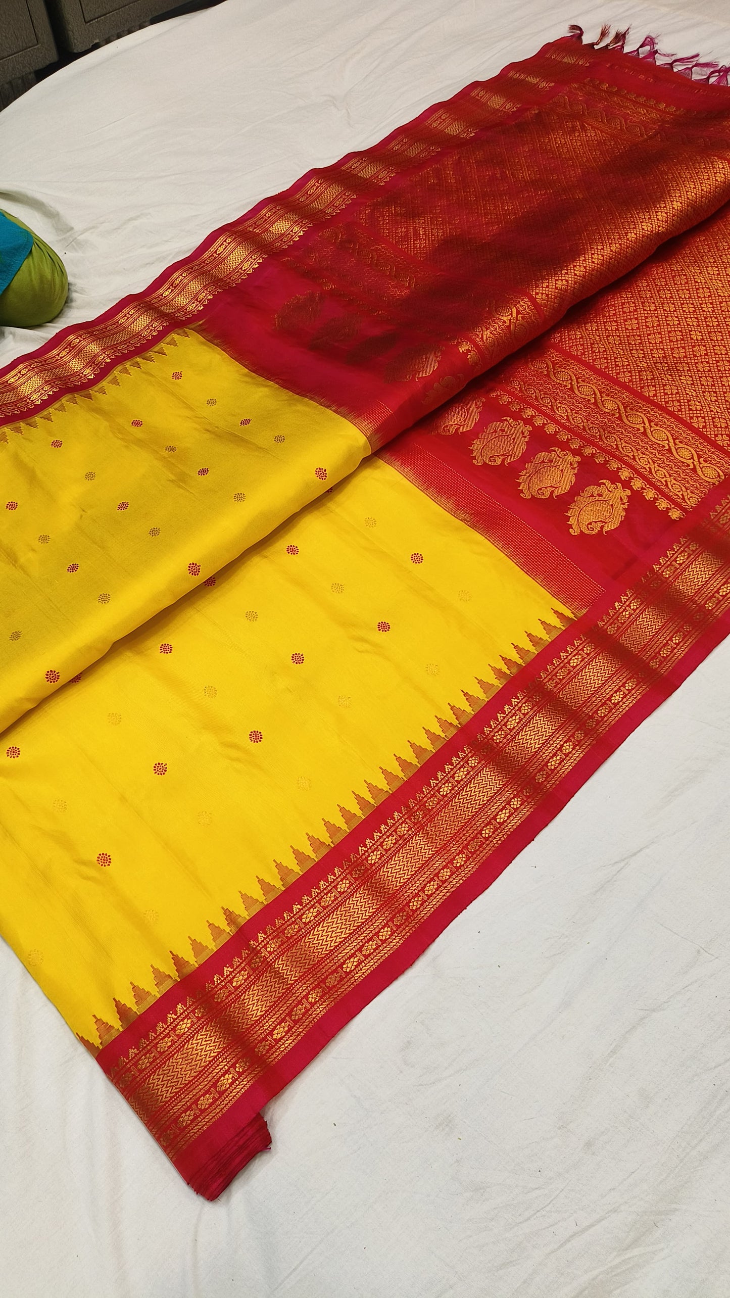 Kashmira-Gadwal| Gadwal Sarees in pure Silk