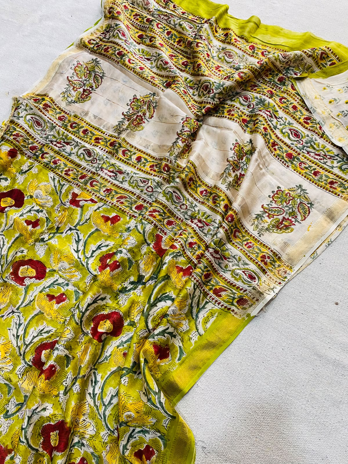 Let’s Wear #ethicallymade✅
🍁Beautifully Crafted Maheshwari Silk Saree  collection🍁
 Specially Designed in Bagru  jahota rapid dabu hand block print
100% Natural Dye
Fabric : Maheshwari Silk 
Length : 5.5 Meters
Blouse Piece : 0.90 Meter
