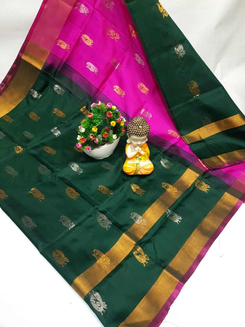 Uxita | Uppada Pattu Saree