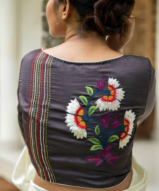 Chialika | embroidered blouse