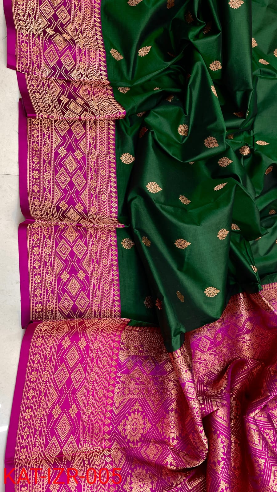 Bodhita | Katan Silk Banarasee Saree