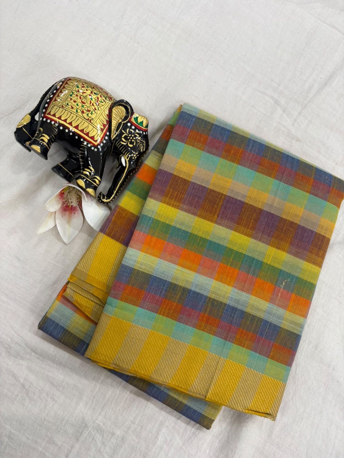 *Pure Mangalagiri Cotton Sarees*

*Saree Allover Multi Colour Checks*

*Pallu and Blouse Contrast*