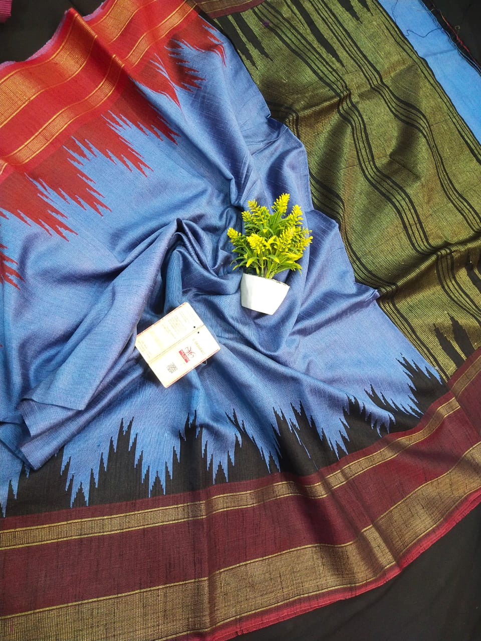 Sharlisha | Raw Silk Temple Border Saree