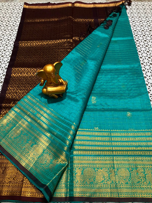 *Material*:Mangalagiri Pattu by cotton
*Model*:Kanchi border checks and butta Pattu sarees
Contrast pallu and blouses 
Running pallu and blouses 