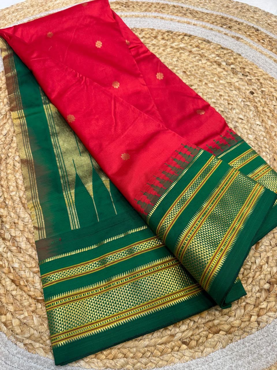 *All New Colours* 

*Exclusive silk ilkal saree*
*Pure silk korvai temple border* with *body butta* design superior quality ilkal saree & contrast blouse 
6.10mtrs length 
Full body pure silk 
Border, pallu & blouse semi silk
