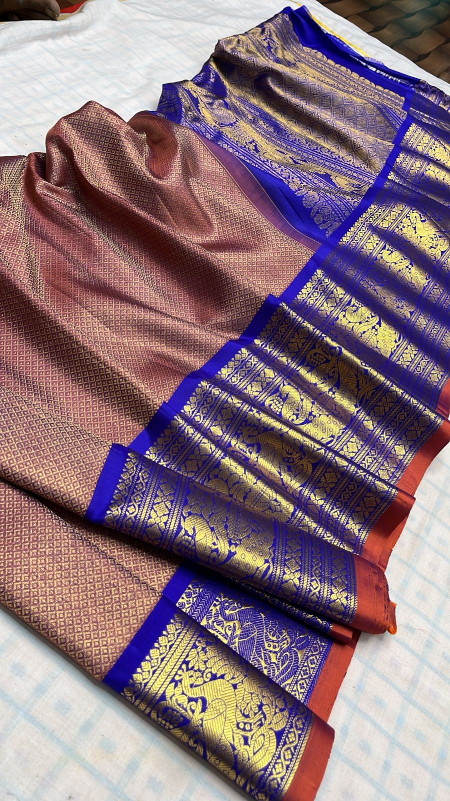 ✨✨Pure Gadwal Traditional
          Border Brocade 
          Pattu Sarees ✨✨