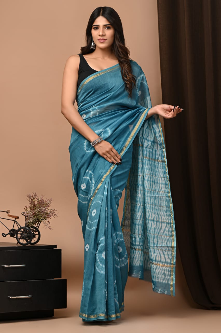 Chanderi silk sarees traditional collection
Hand block printed chanderi silk Sarees with blouse
Natural dye n color
Super quality:,fine fabric:,
Size- 6.5 