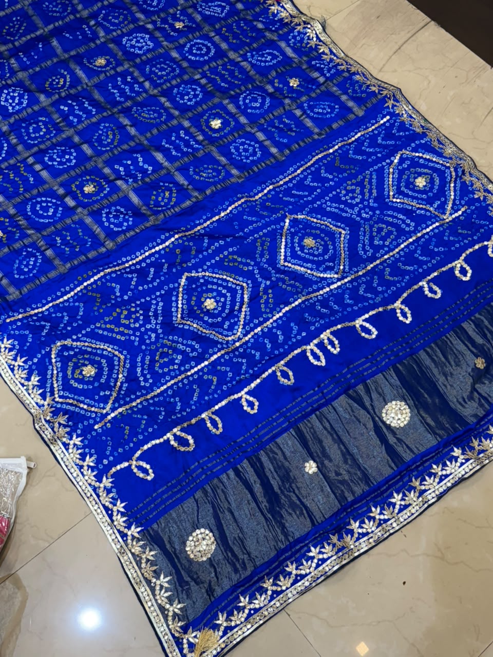 💞 Beautiful Saree collection 💞
Fabric pure modal gajji silk jari 
saree with beautiful hand gotta patti
 work with running blouse 