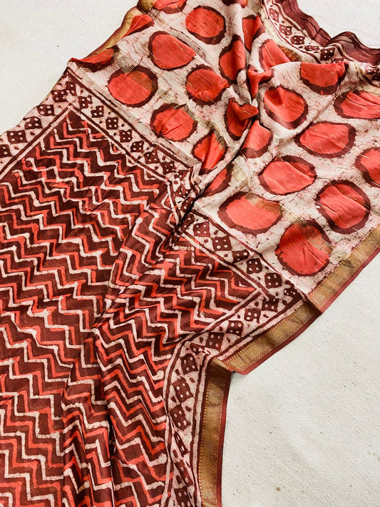Let’s Wear #ethicallymade✅
🍁Beautifully Crafted Maheshwari Silk Saree  collection🍁
 Specially Designed in Bagru  jahota rapid dabu hand block print
100% Natural Dye
Fabric : Maheshwari Silk 
Length : 5.5 Meters
Blouse Piece : 0.90 Meter
