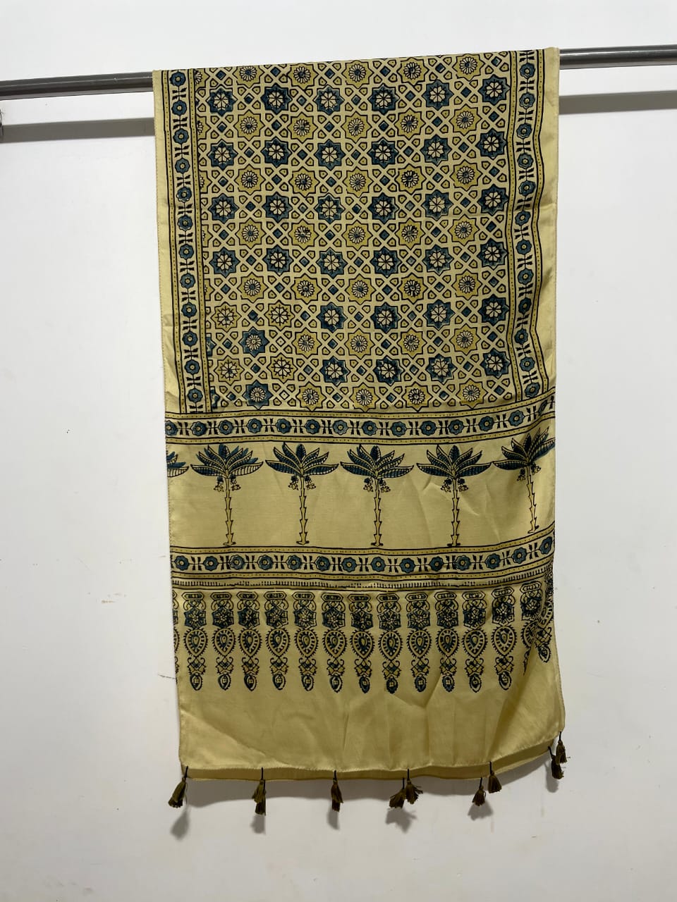 Anshika | Ajrakh Stole