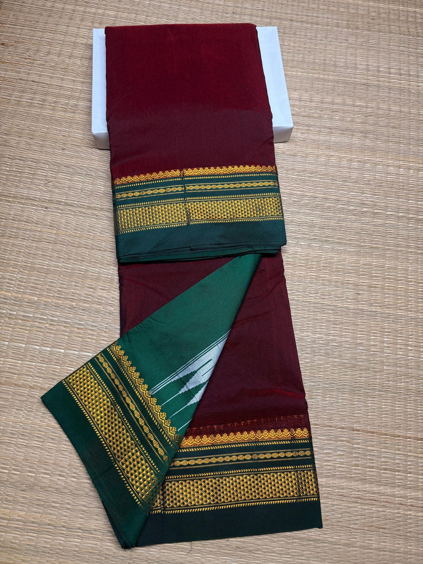 Iloria | Blended Silk Ilkal Saree