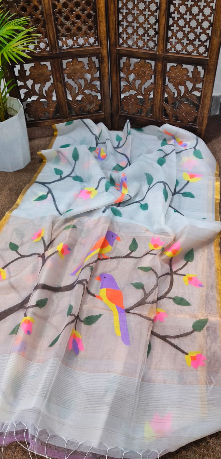 Divya | Muslin Jamdani