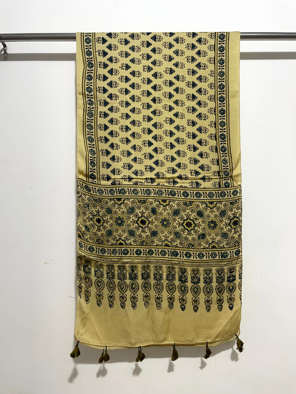 Amaya | Ajrakh Stole