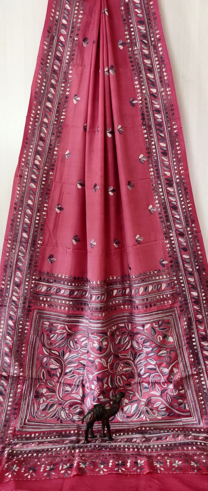 Beautiful kantha work on blended Bangalore silk

With kantha stich work bp
