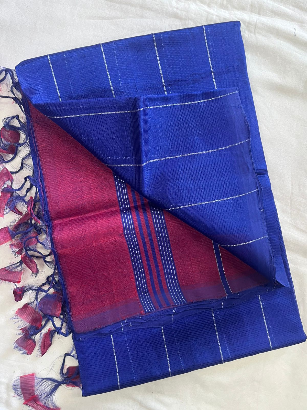 **Material **:- Mangalagiri handloom pattu by cotton 

**Model **:- all-over zari lines model sarees 

Contrast zari lines pallu & blouse