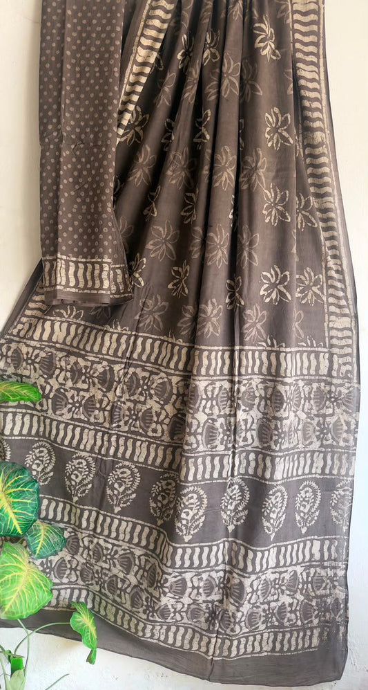 block prints on mul cotton