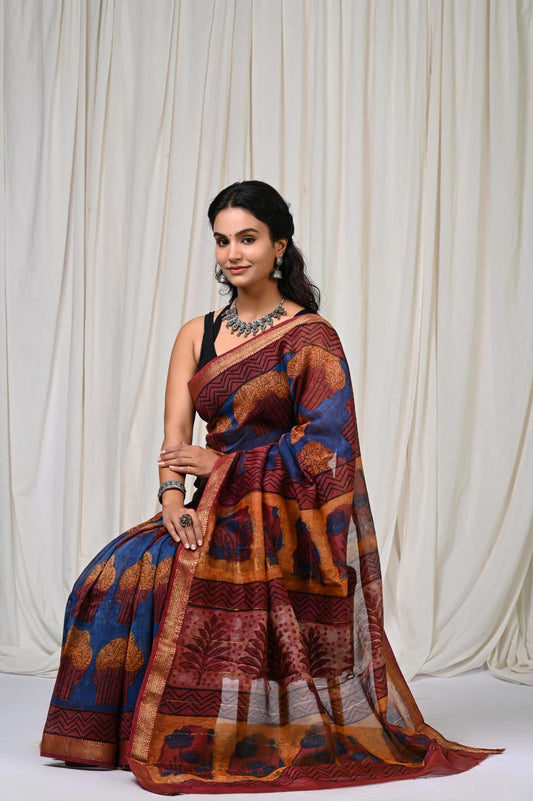 🍁new arrival🍁
Naspal pomegranate print 
👌Maheswari silk saree👌
Hand block printed Maheswari silk sarees with blouse
Size- 6.5 with blouse
Quality- silk by silk
Approx weight- 470 gram
👉Pure hand block
 