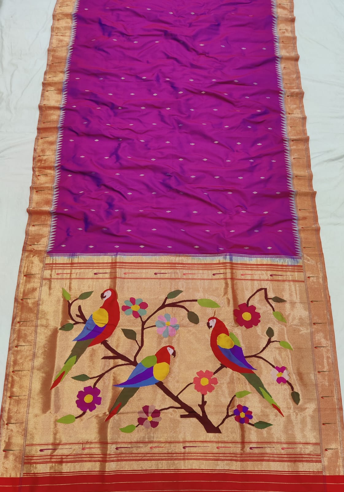 Ayrani | Ek Muniya Paithani Saree