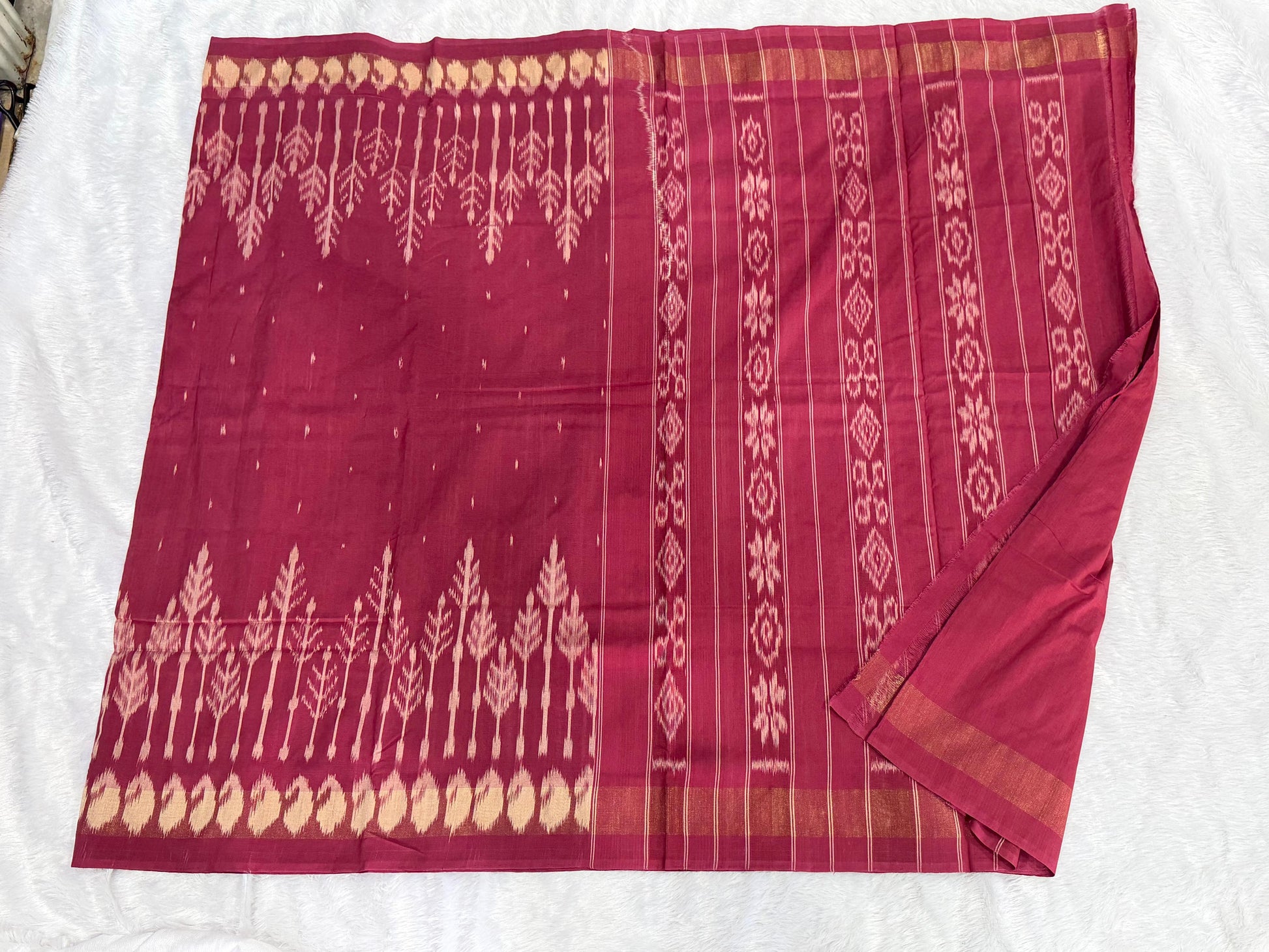 New arrivals 
Pure Mercerized  100 count
double ikat cotton  sarees 
With  blouse included with saree