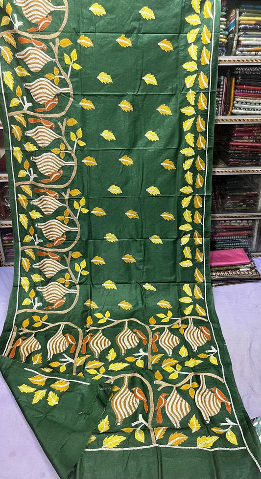 Available tashar katha stich saree
With bp
With silk mark