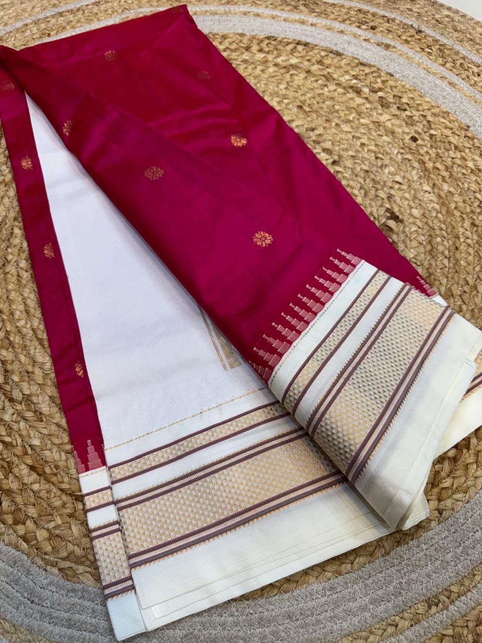 *All New Colours* 

*Exclusive silk ilkal saree*
*Pure silk korvai temple border* with *body butta* design superior quality ilkal saree & contrast blouse 
6.10mtrs length 
Full body pure silk 
Border, pallu & blouse semi silk
