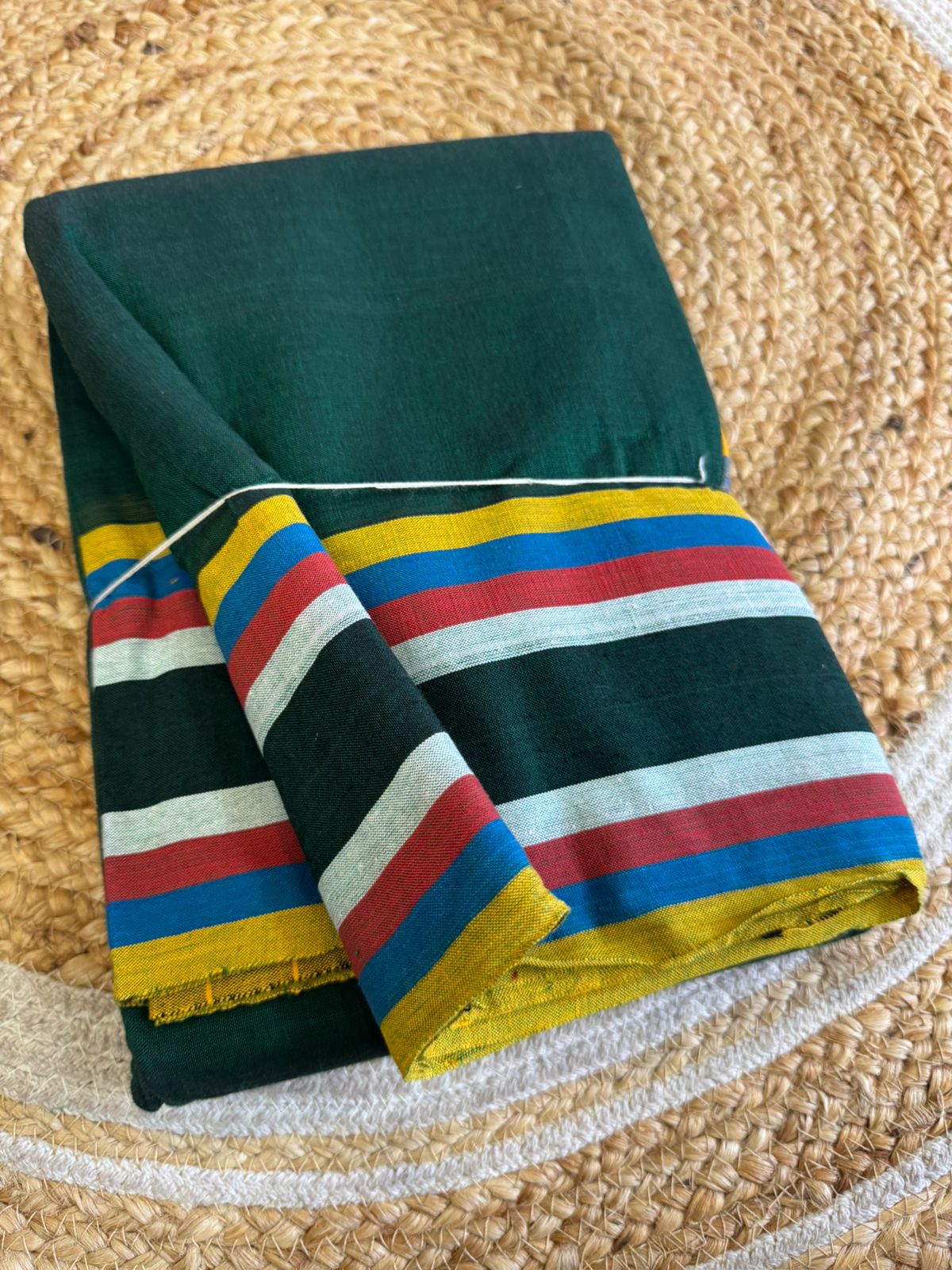 *Patteda anchu with Handloom mark New Designs* 

Pure cotton handwoven *patteda aanchu* 
saree With Running Blouse same as body
