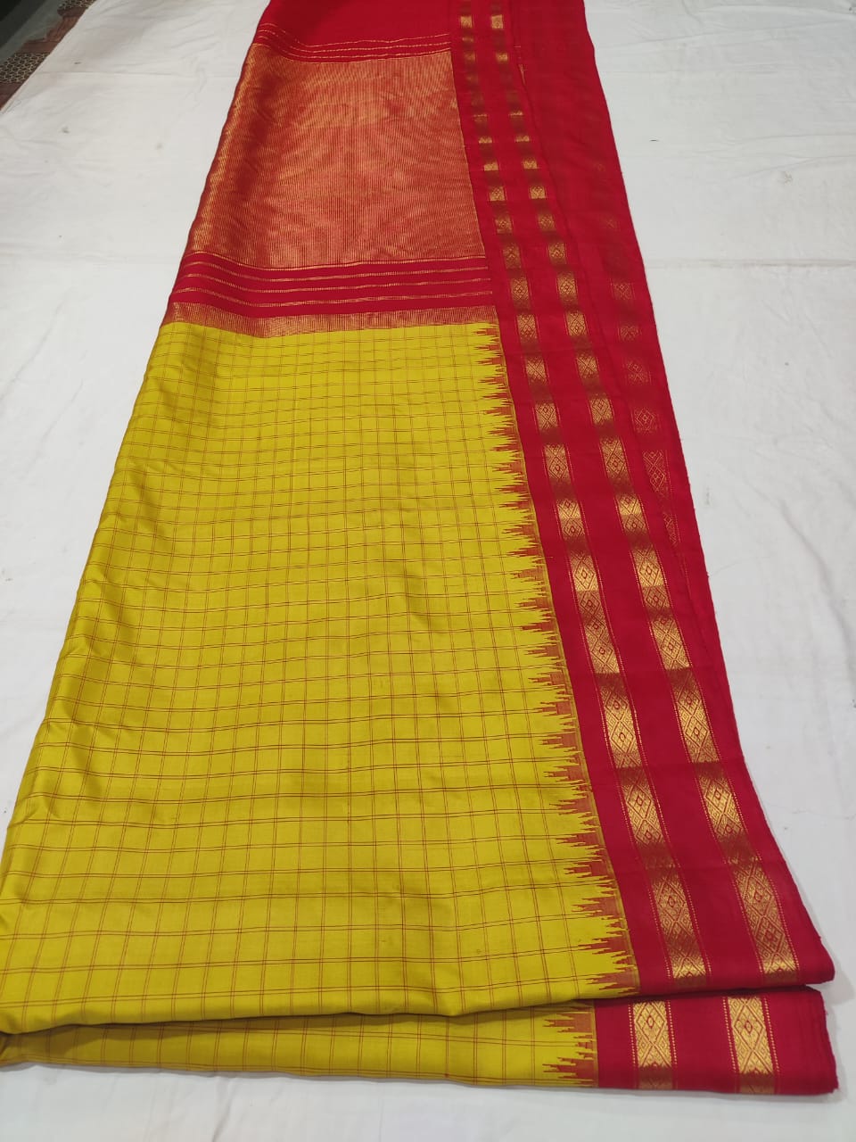 Varalakshmi Gadwal | Gadwal Sarees in pure Silk