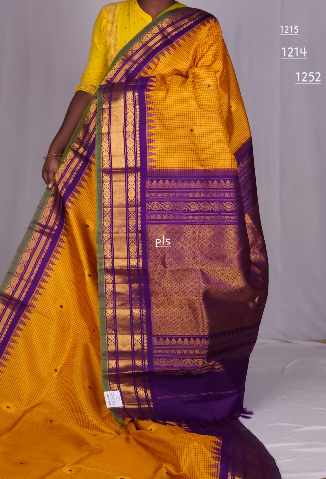 Goorja | Pure Pattu Gadwal Sarees
