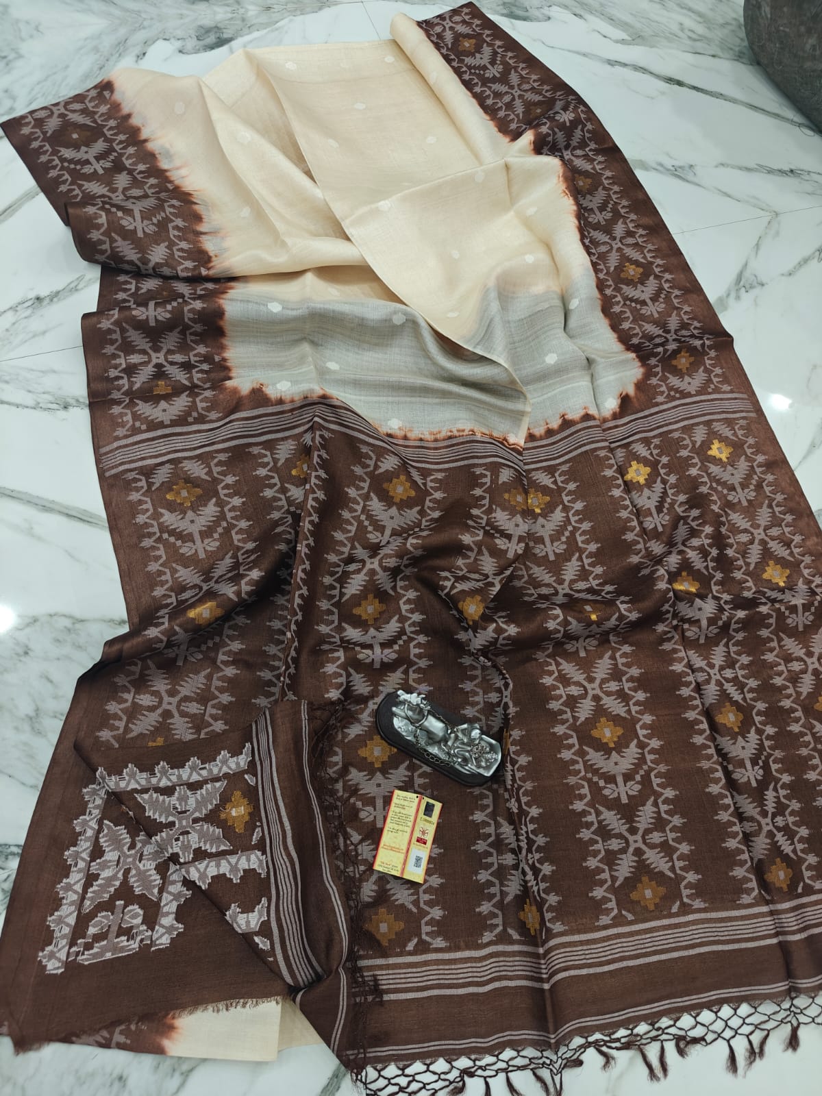 Jaanika | Tussar Jamdani