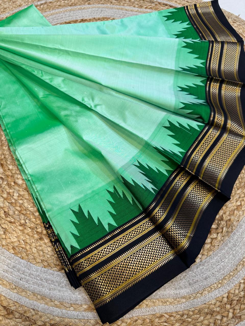 
*Big Temple Border Ilkal*

Exclusive silk ilkal saree 
Pure silk big temple border design superior quality ilkal saree
With contrast blouse 
6.10mtrs length 
Full body pure silk Border, pallu & blouse semi silk 