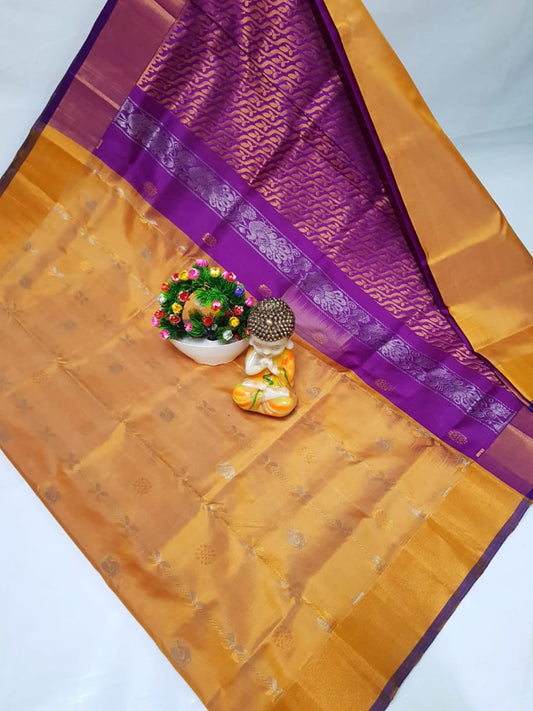 🌹💐uppada pattu 💐
🌹💐Butterfly checks Buta sarees 
Fabric:  uppada pattu /pattu 🌹💐