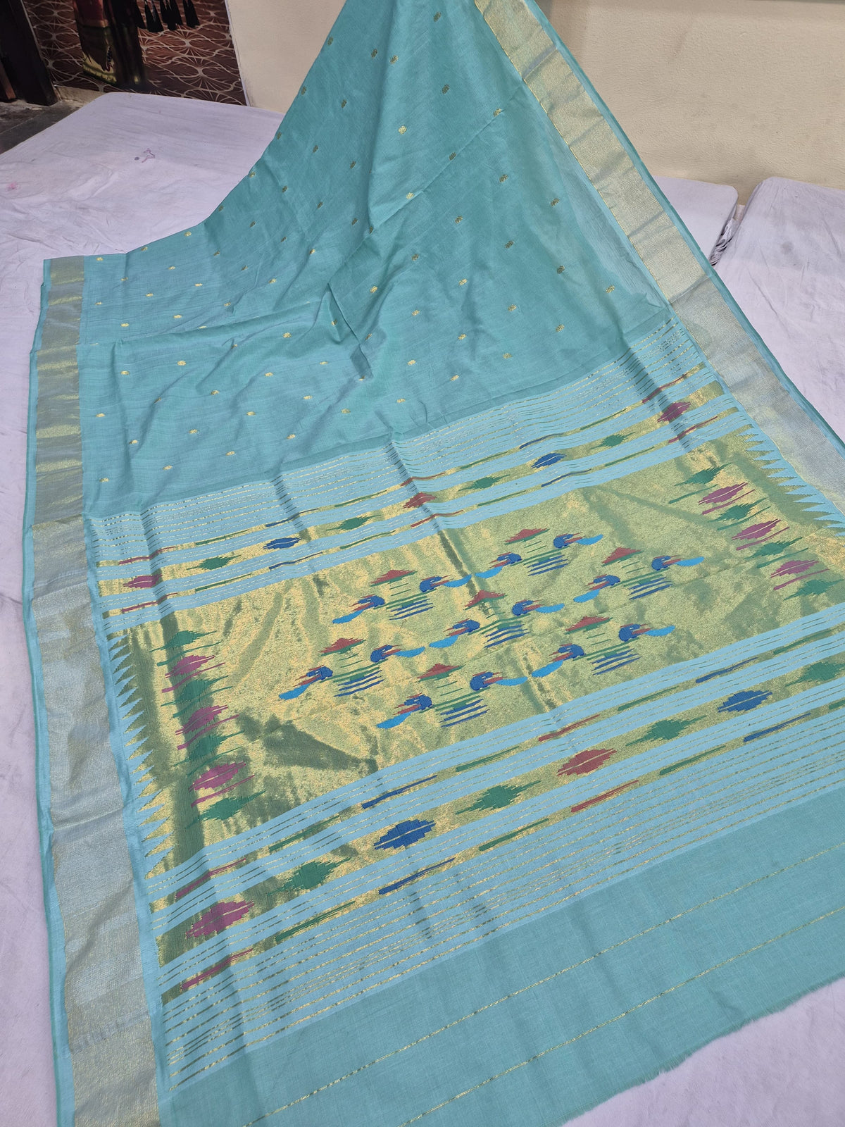 Classic Pure Cotton handloom paithani saree with 7 peacock pairs on pallav