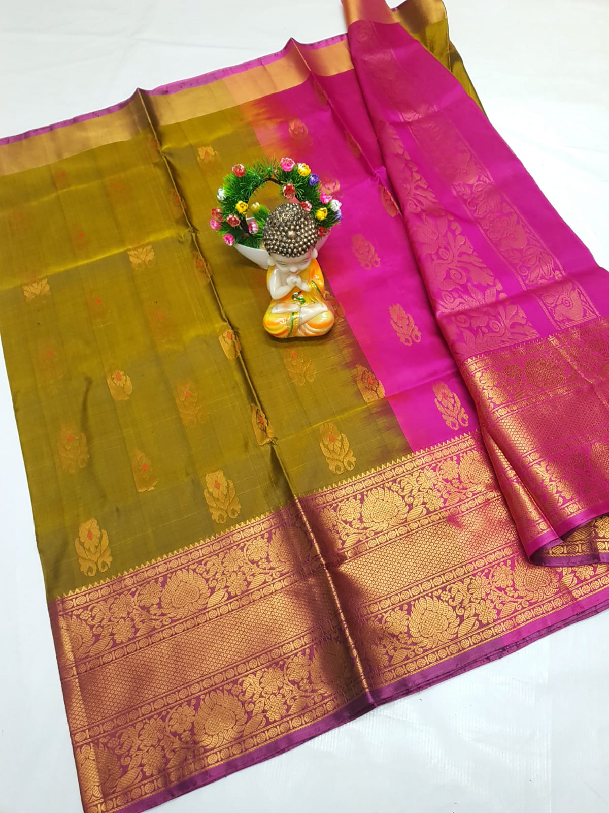 🌹uppada pattu🌹
💐🌹 Kanchi border Kalanjali buta sarees 
 🌹Good quality 💐👌👌👌
 Fabric: uppada pattu/pattu 💐💐