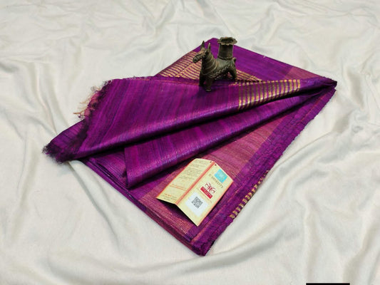 Pure tussar ghicha silk handloom saree with blouse pc.
Silk mark tag 
