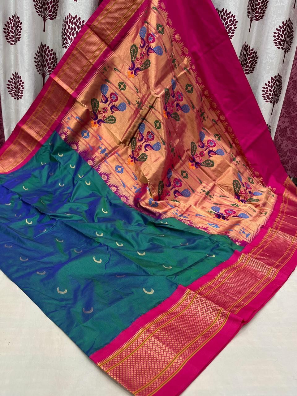 Paradiox | Powerloom Kadiyal Paithani Silk Saree