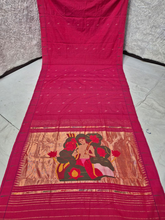Ek muniya 
cotton handwoven
 paithanis
