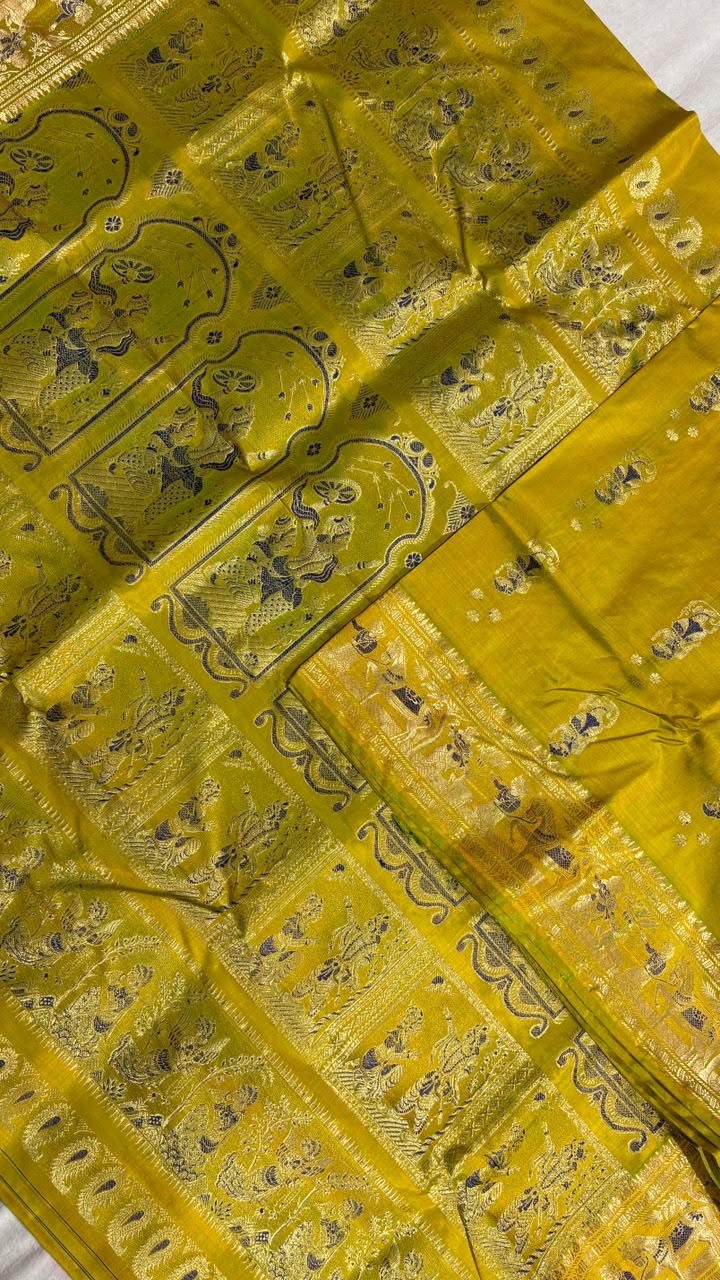 Swarnachari saree.
Material silk with bp.
With silkmark.