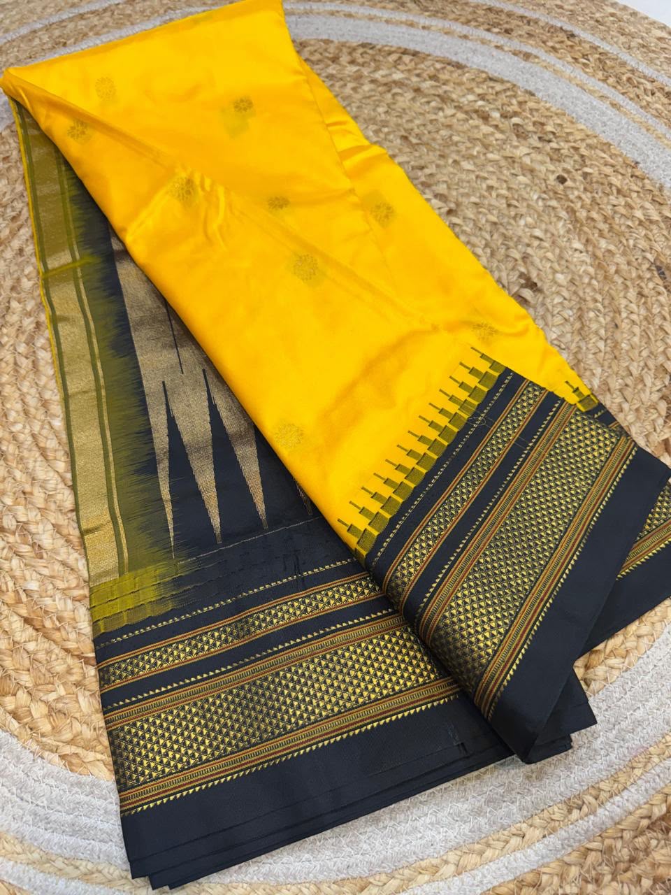 *All New Colours* 

*Exclusive silk ilkal saree*
*Pure silk korvai temple border* with *body butta* design superior quality ilkal saree & contrast blouse 
6.10mtrs length 
Full body pure silk 
Border, pallu & blouse semi silk

