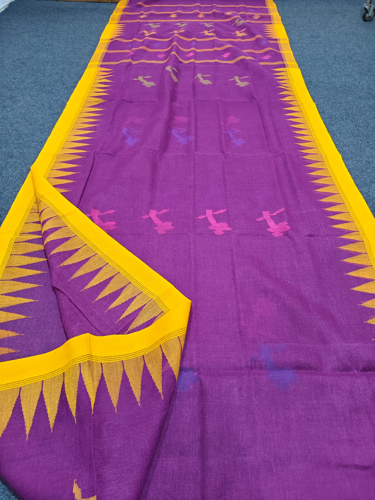 Authentic handloom 
monipuri cotton saree
With bp
