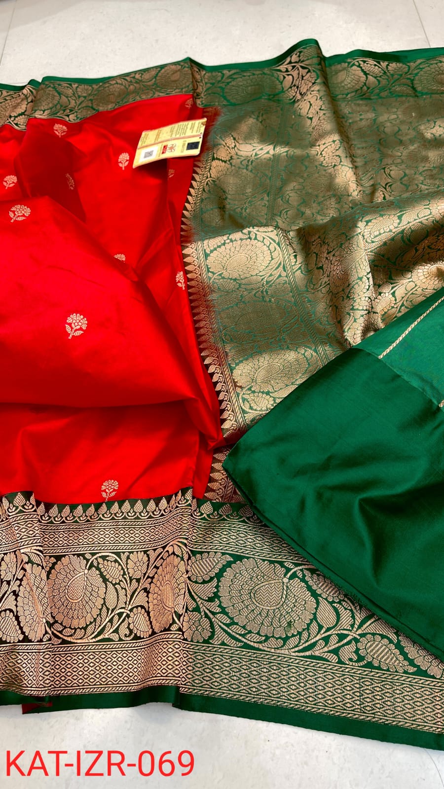 Busaina | Katan Silk Banarasee Saree