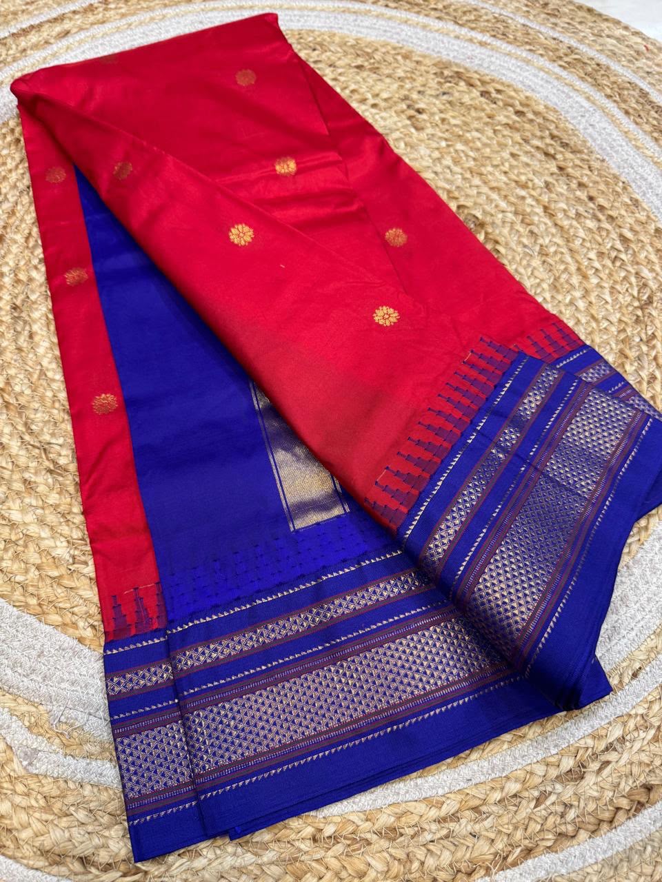 *All New Colours* 

*Exclusive silk ilkal saree*
*Pure silk korvai temple border* with *body butta* design superior quality ilkal saree & contrast blouse 
6.10mtrs length 
Full body pure silk 
Border, pallu & blouse semi silk
