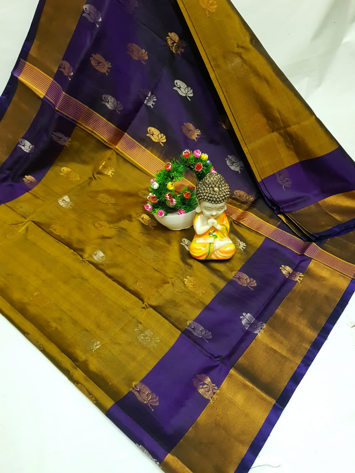 Uxshita | Uppada Pattu Saree