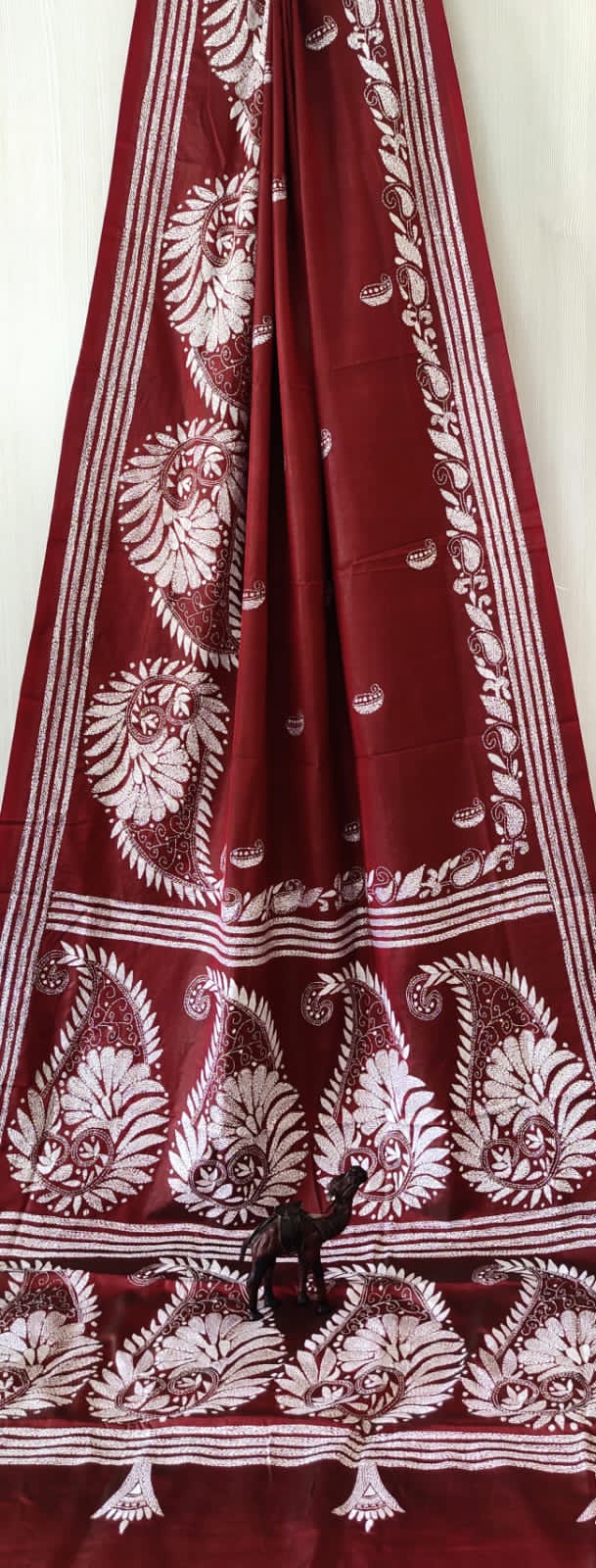 Beautiful kantha work on blended Bangalore silk
With kantha stich work bp